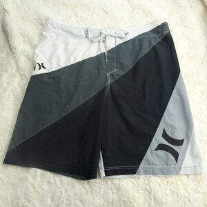 Hurley Black/White/Gray Swim Shorts, Trunks Size 38